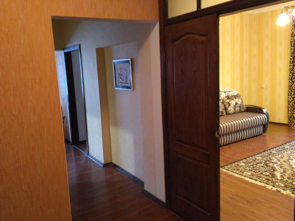 двокімнатна в ценрі міста на ерусалимці поруч з фонтаном рошен Apartment Vinnytsia